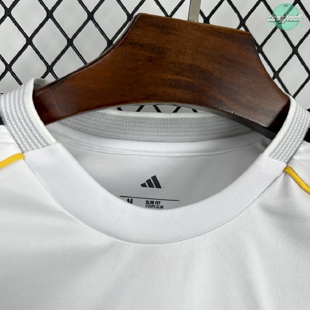 Real Madrid 25/26 Home Jersey