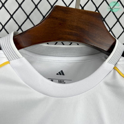 Real Madrid 25/26 Home Jersey